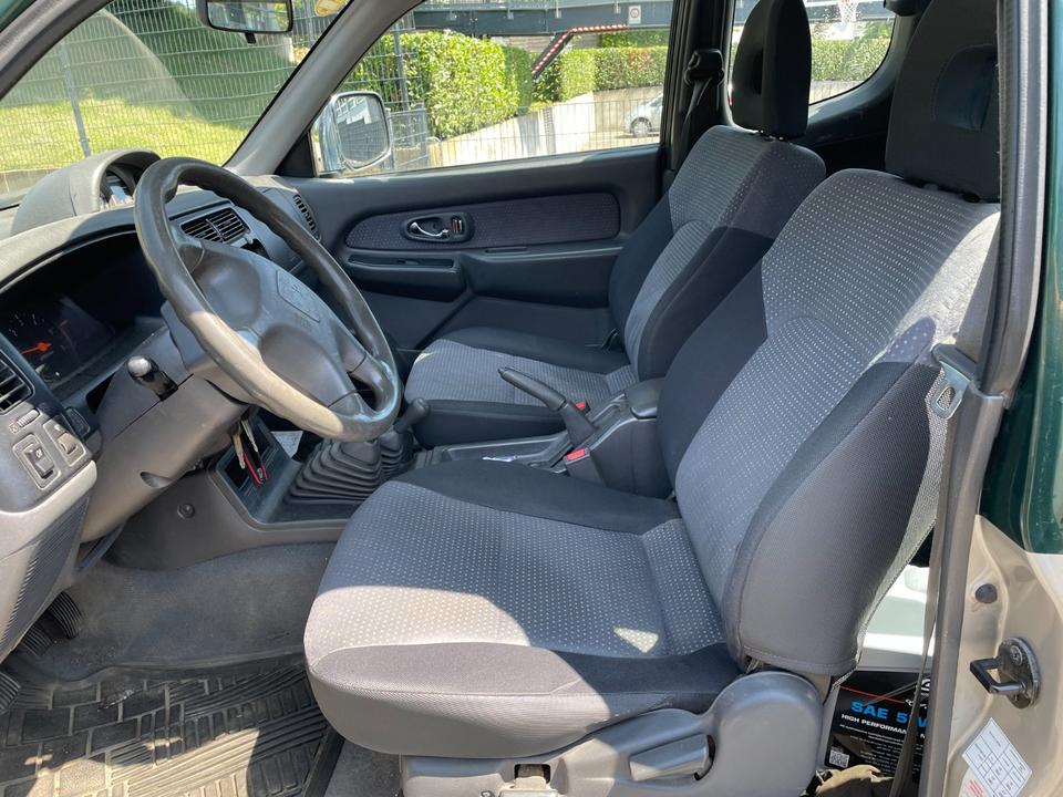 MITSUBISHI L200 2004 4X4 пробіг: 239000 рік: Mai 2004 Diesel потужність:115 PS коробка: Manuell ціна: 5450 - Фото 10