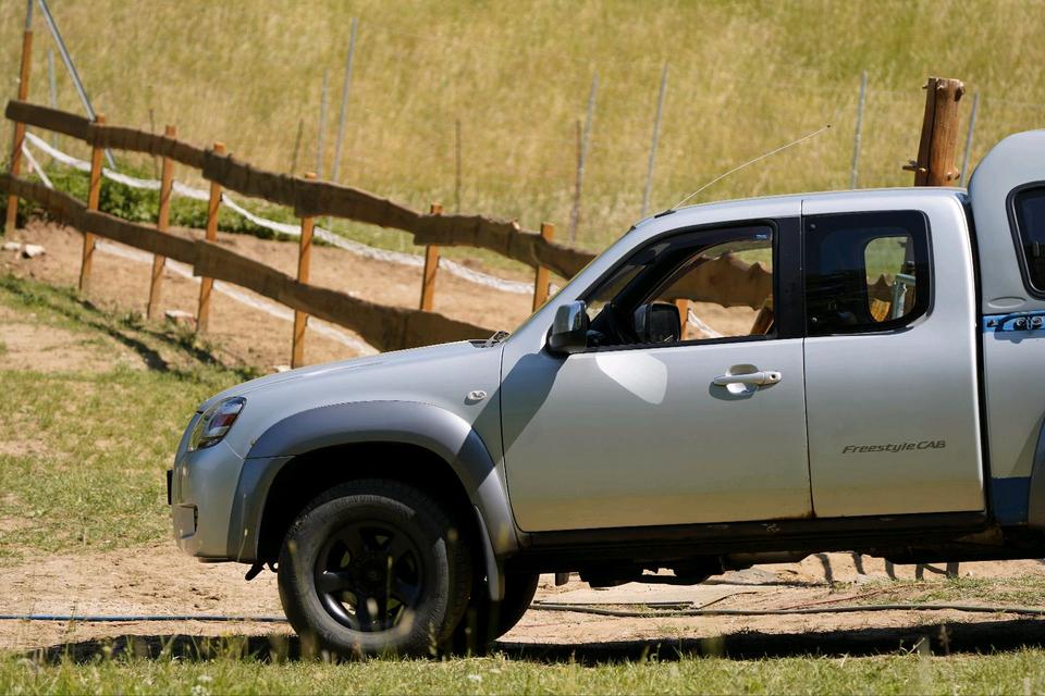 Mazda BT 50 PICKUP OFFROAD RANGER B2500 JAGD 4x4 OVERLAND пробіг: 26900 рік: Dezember 2007 Diesel потужність:143 PS ціна: 5499 - Фото 2