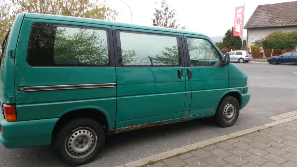 VW T4 Multivan 2,5 TDI пробіг: 489452 рік: März 1998 Diesel потужність:121 PS коробка: Manuell ціна: 3800 - Фото 6