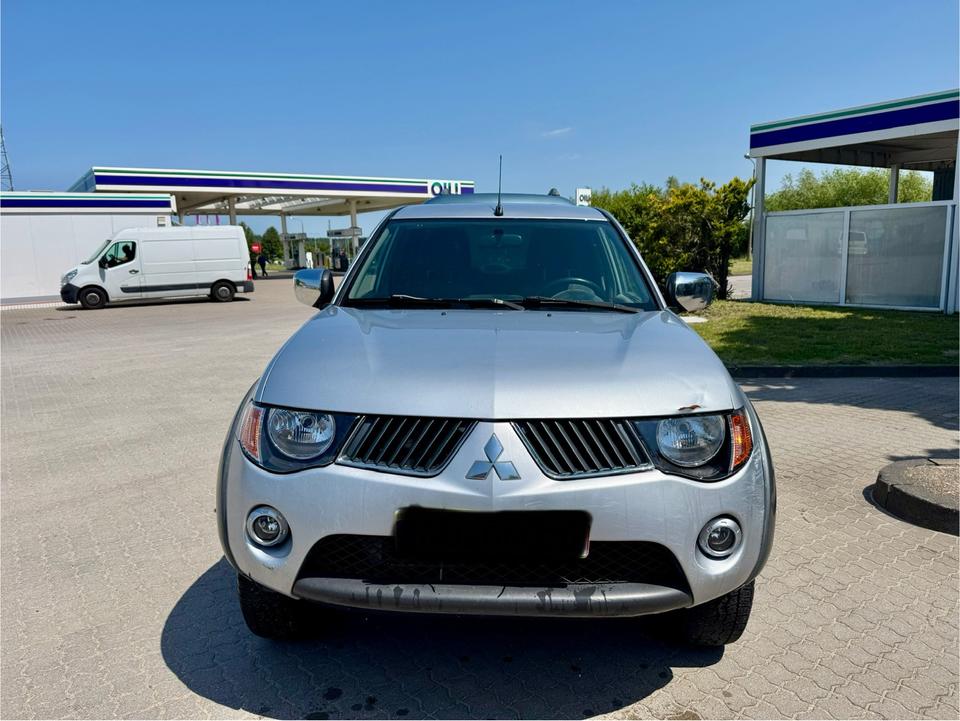 Mitsubishi L200 L-Reihe пробіг: 271000 рік: August 2007 Diesel потужність:136 PS коробка: Manuell Juni 2025 ціна: 5700 - Фото 0