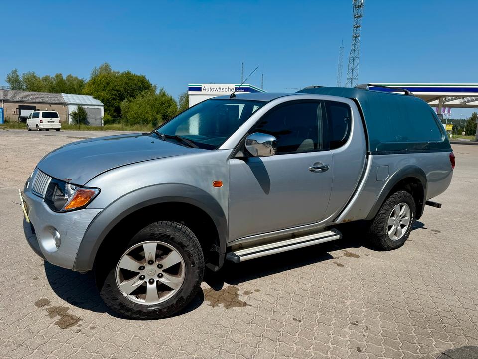 Mitsubishi L200 L-Reihe пробіг: 271000 рік: August 2007 Diesel потужність:136 PS коробка: Manuell Juni 2025 ціна: 5700 - Фото 1