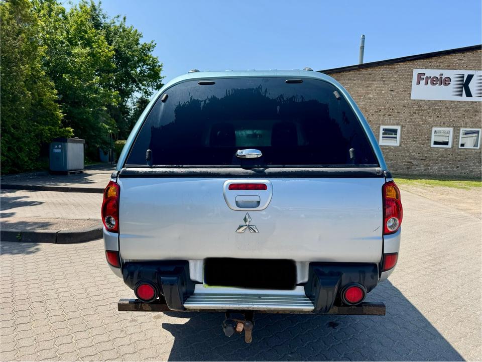 Mitsubishi L200 L-Reihe пробіг: 271000 рік: August 2007 Diesel потужність:136 PS коробка: Manuell Juni 2025 ціна: 5700 - Фото 6