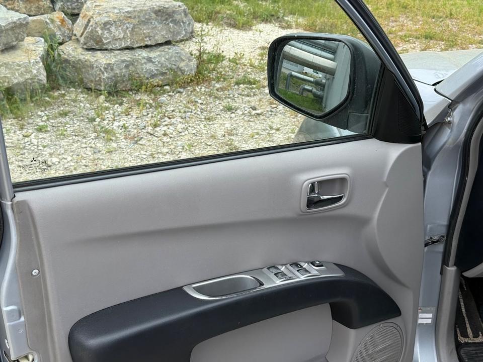 Mitsubishi L200 Pick-Up Double Cab 2.5 D-ID 4WD Intense пробіг: 301000 рік: August 2006 Diesel потужність:136 PS SUV/Geländewagen ціна: 5950 - Фото 15