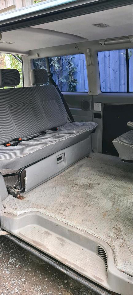 VW T4 Multivan пробіг: 365000 рік: März 1996 Diesel потужність:102 PS ціна: 2500 - Фото 10