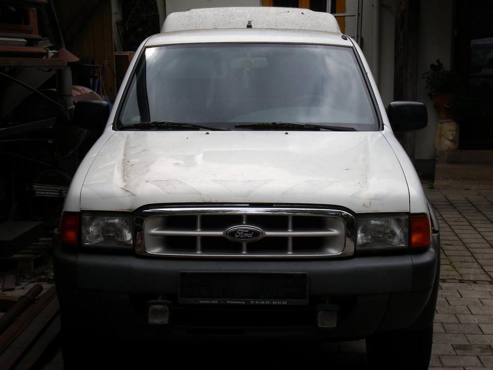  Дпомога з купівлі та пригону авто  Ford Ranger Mazda b2500  пробіг: 246500 рік: September 2000 Diesel коробка: Manuell ціна: 2999 - Фото 1