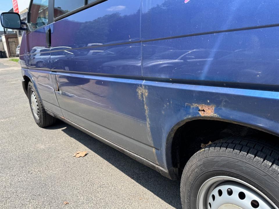 Volkswagen T4 Multivan Allstar Klima  пробіг: 560000 рік: April 1998 Diesel потужність:102 PS коробка: Manuell November 2025 ціна: 3199 - Фото 9