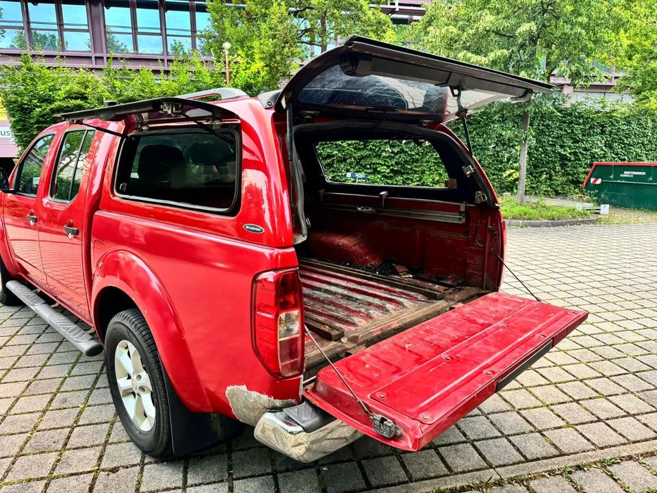Nissan Navara 2.5 dCi 4x4 пробіг: 298000 рік: Juli 2008 Diesel потужність:171 PS коробка: Manuell ціна: 5900 - Фото 8