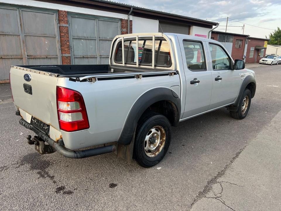 Ford Ranger 2,5 XXL 4X4 Allrad пробіг: 193000 рік: Dezember 2008 Diesel потужність:143 PS коробка: Manuell ціна: 5900 - Фото 3
