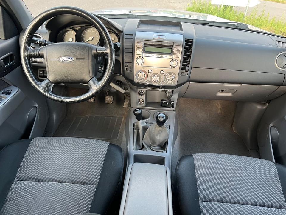 Ford Ranger 2,5 XXL 4X4 Allrad пробіг: 193000 рік: Dezember 2008 Diesel потужність:143 PS коробка: Manuell ціна: 5900 - Фото 6
