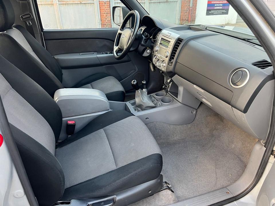 Ford Ranger 2,5 XXL 4X4 Allrad пробіг: 193000 рік: Dezember 2008 Diesel потужність:143 PS коробка: Manuell ціна: 5900 - Фото 8