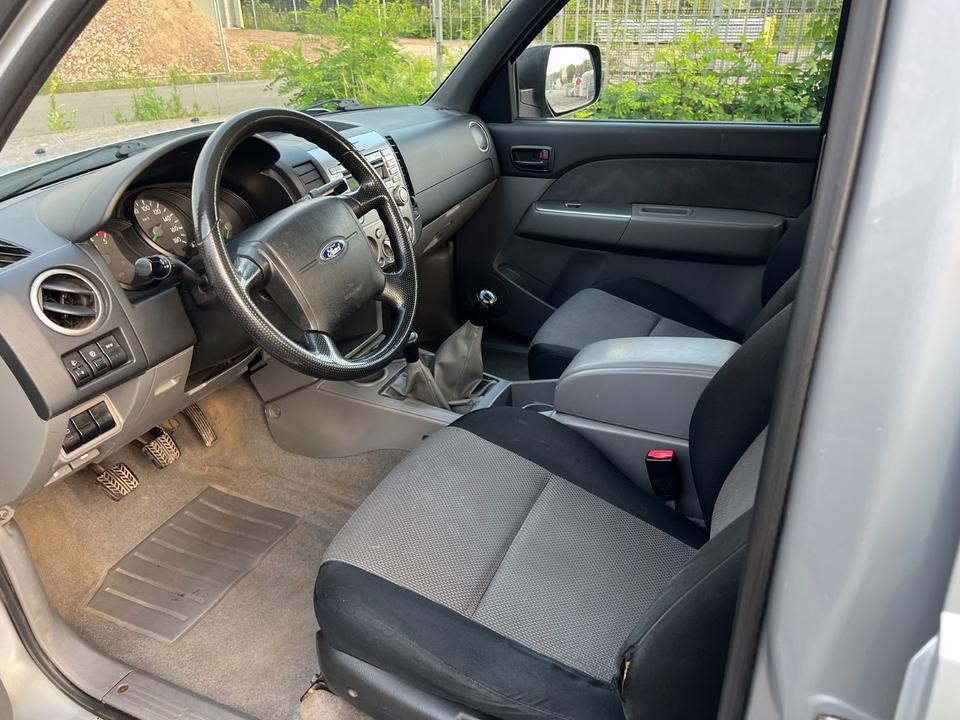 Ford Ranger 2,5 XXL 4X4 Allrad пробіг: 193000 рік: Dezember 2008 Diesel потужність:143 PS коробка: Manuell ціна: 5900 - Фото 9