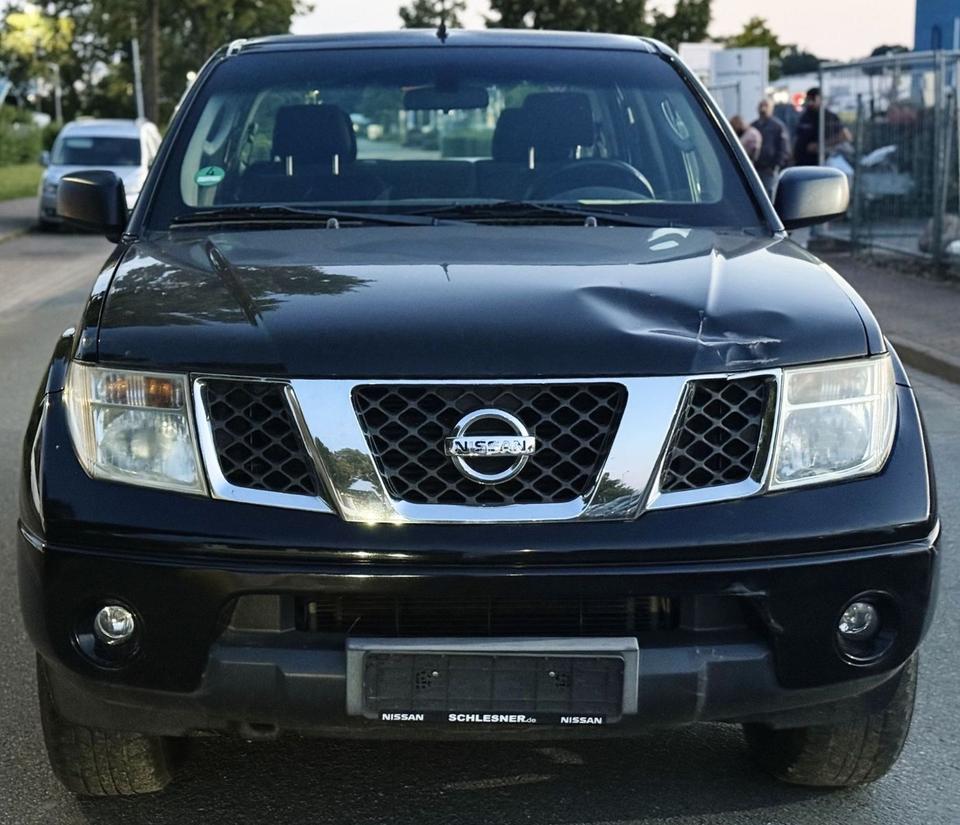 Nissan Navara Pickup Dop-Kabine 4X4 Automatik пробіг: 248000 рік: Mai 2008 Diesel потужність:174 PS коробка: Automatik ціна: 5500 - Фото 6