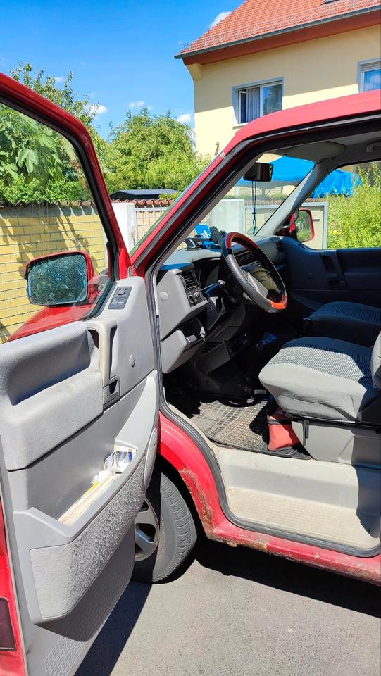 Multivan Allstar Volkswagen T4 пробіг: 544000 рік: Mai 1996 Diesel потужність:102 PS коробка: Manuell 2025 ціна: 950 - Фото 7