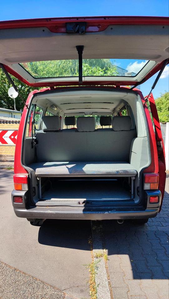Multivan Allstar Volkswagen T4 пробіг: 544000 рік: Mai 1996 Diesel потужність:102 PS коробка: Manuell 2025 ціна: 950 - Фото 9