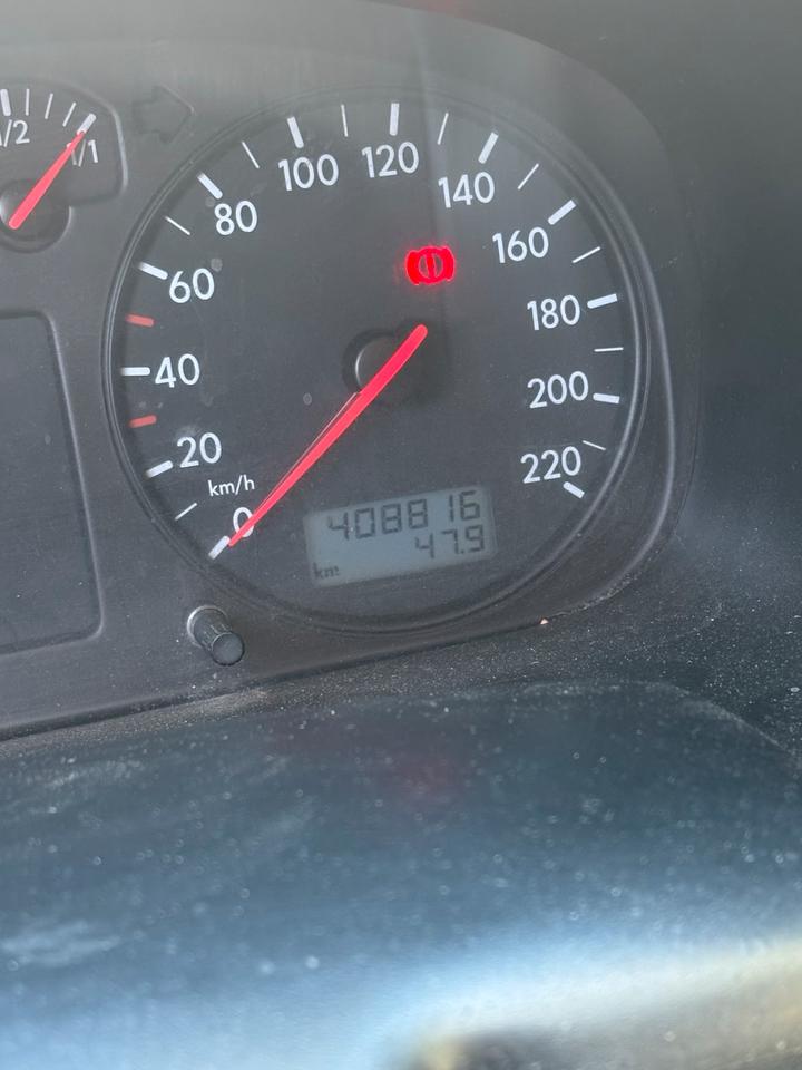 Vw T4 Transporter Multivan Ausstattung пробіг: 408000 рік: Juni 2002 потужність:88 PS коробка: Manuell ціна: 3600 - Фото 11