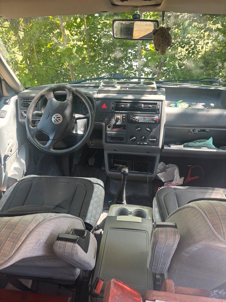 Vw T4 Transporter Multivan Ausstattung пробіг: 408000 рік: Juni 2002 потужність:88 PS коробка: Manuell ціна: 3600 - Фото 4