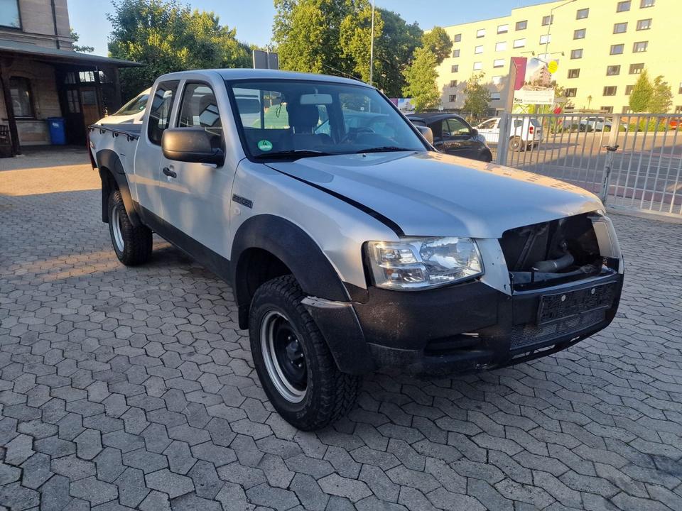 Ford Ranger Pick-Up 4X4 XL пробіг: 190000 Beschädigtes Fahrzeug рік: Oktober 2007 Diesel потужність:143 PS коробка: Manuell ціна: 5100 - Фото 6