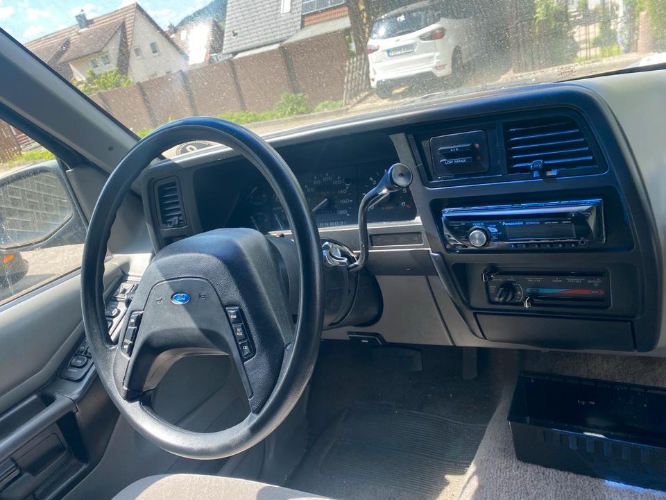 Купити вживане авто з Європи для військових Ford Explorer USA 4x4 1991,  Benzin ціна: 2135 коробка: Automatik - Фото 9