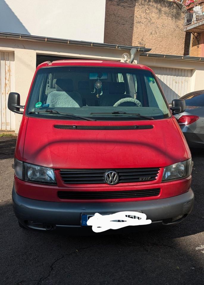 Volkswagen T4 Multivan пробіг: 502000 рік: August 1996 Diesel потужність:102 PS коробка: Manuell ціна: 3000 - Фото 6