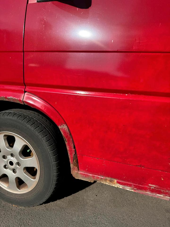 Multivan Allstar   T4 пробіг: 546000 рік: Mai 1996 Diesel потужність:102 PS коробка: Manuell ціна: 2000 - Фото 12