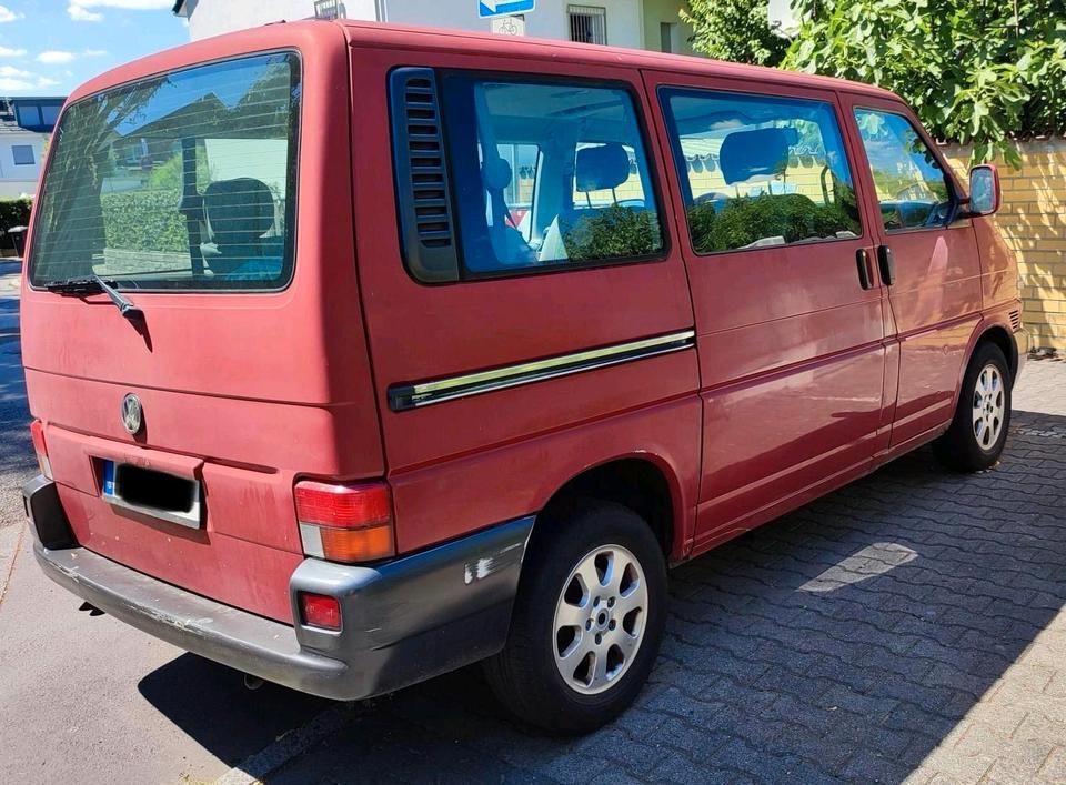 Multivan Allstar   T4 пробіг: 546000 рік: Mai 1996 Diesel потужність:102 PS коробка: Manuell ціна: 2000 - Фото 2