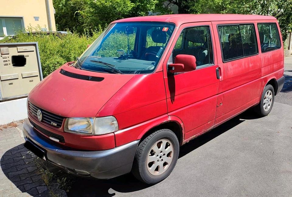 Multivan Allstar   T4 пробіг: 546000 рік: Mai 1996 Diesel потужність:102 PS коробка: Manuell ціна: 2000 - Фото 5