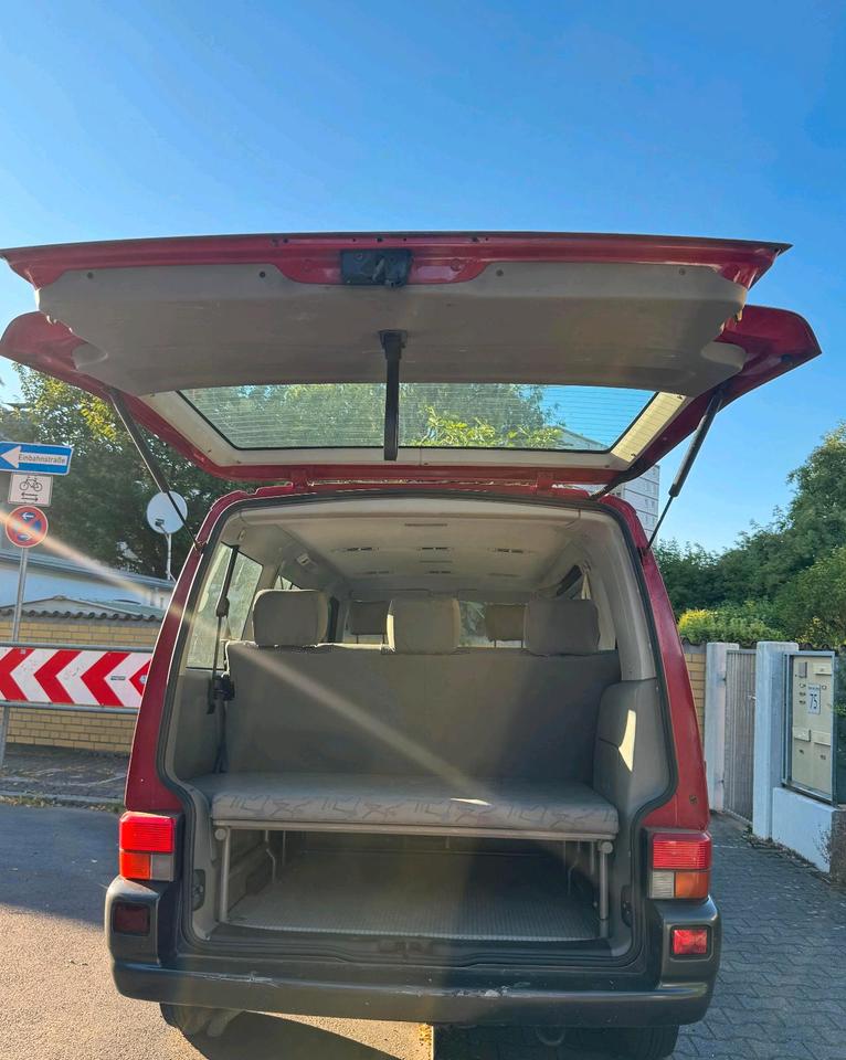 Multivan Allstar   T4 пробіг: 546000 рік: Mai 1996 Diesel потужність:102 PS коробка: Manuell ціна: 2000 - Фото 6