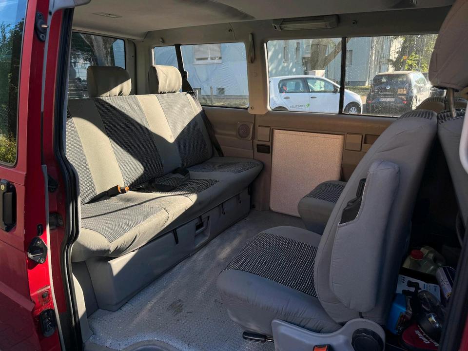 Multivan Allstar   T4 пробіг: 546000 рік: Mai 1996 Diesel потужність:102 PS коробка: Manuell ціна: 2000 - Фото 7