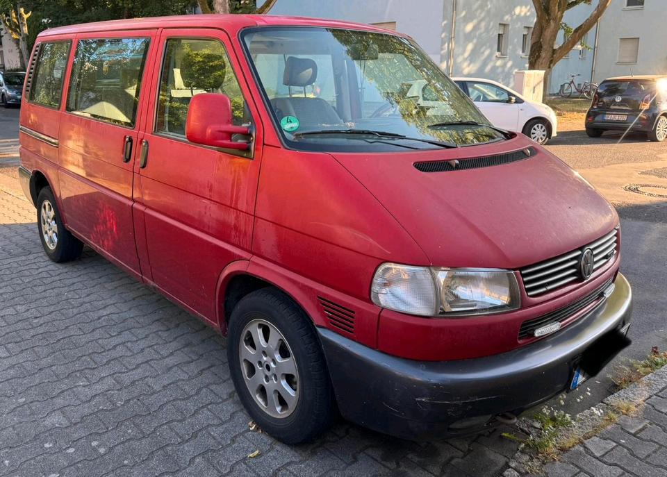 Multivan Allstar   T4 пробіг: 546000 рік: Mai 1996 Diesel потужність:102 PS коробка: Manuell ціна: 2000 - Фото 9