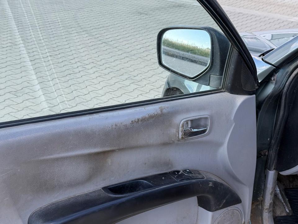 Mitsubishi L200 Pick-Up Club Cab 2.5 D-ID 4WD пробіг: 280000 рік: Mai 2011 Diesel потужність:136 PS коробка: Manuell Juli 2025 ціна: 4800 - Фото 14