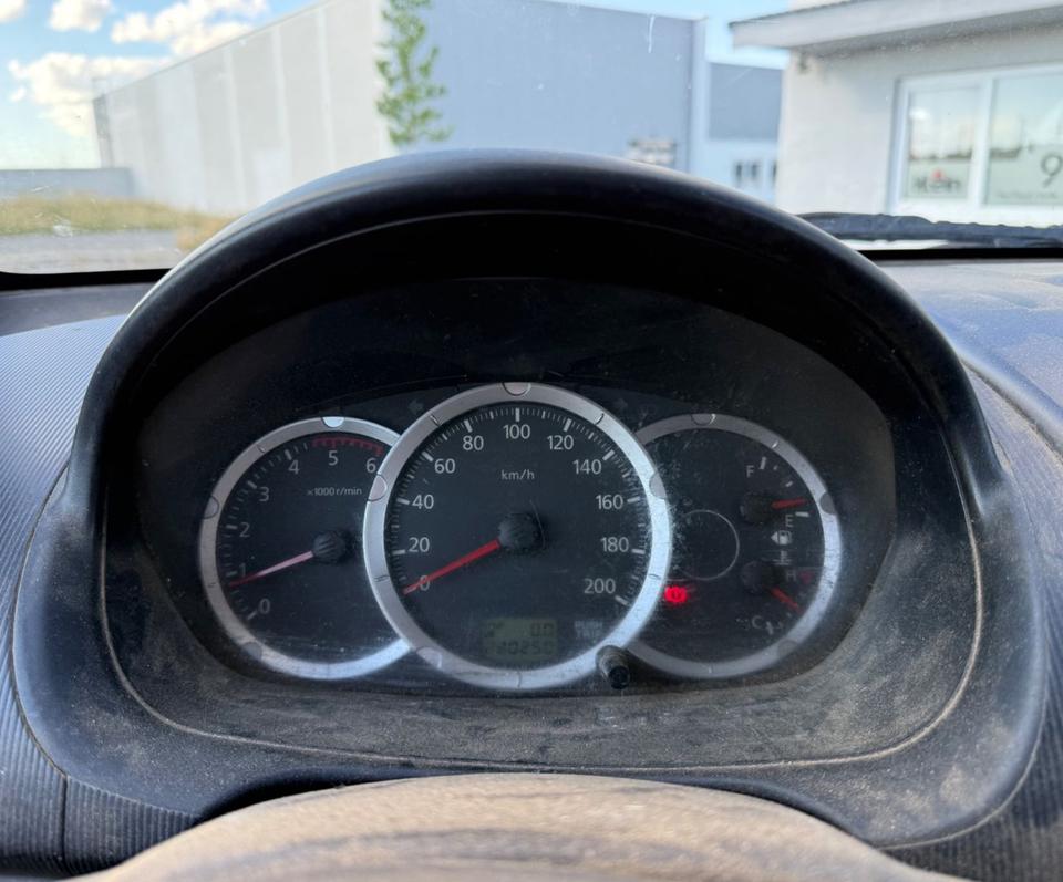 Mitsubishi L200 Pick-Up Club Cab 2.5 D-ID 4WD пробіг: 280000 рік: Mai 2011 Diesel потужність:136 PS коробка: Manuell Juli 2025 ціна: 4800 - Фото 15