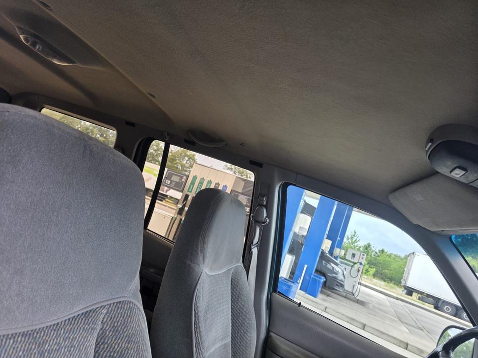 Ford Explorer 4.0L V6 4x4 пробіг: 240000 рік: Juni 1995 Benzin потужність:156 PS коробка: Automatik ціна: 2350 - Фото 10