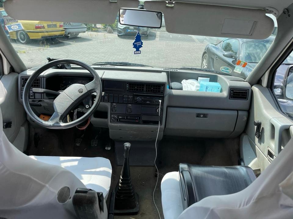 VW T4 1X 1.9D 44kw  пробіг: 367000 рік: Juni 1992 Diesel потужність:44 PS коробка: Manuell ціна: 850 - Фото 3