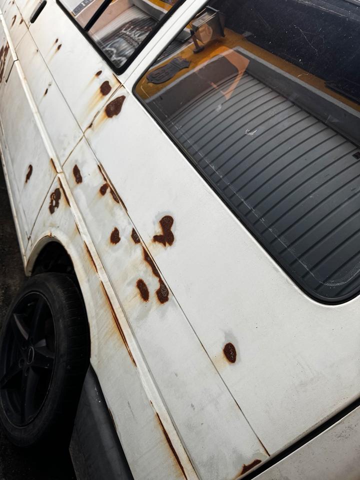 VW T4 1X 1.9D 44kw  пробіг: 367000 рік: Juni 1992 Diesel потужність:44 PS коробка: Manuell ціна: 850 - Фото 9