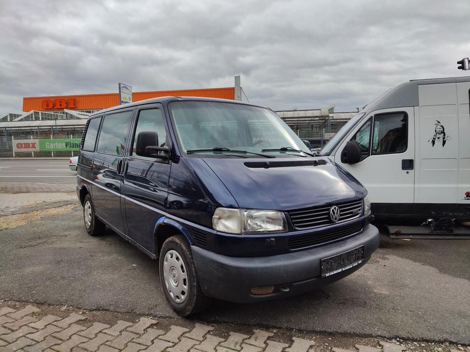 Volkswagen T4 Multivan 2,5 TDI 102 Kw. пробіг: 403974 рік: Februar 1999 Diesel потужність:102 PS коробка: Manuell ціна: 2990 - Фото 9