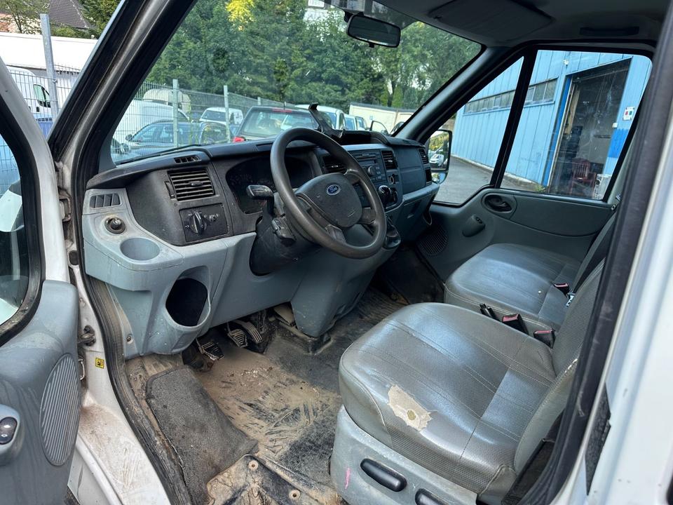 Ford Transit Pritsche FT 350 M Doppelkabine 4x4 пробіг: 180000 рік: Juli 2009 Diesel потужність:140 PS коробка: Manuell Van/Bus ціна: 3999 - Фото 4