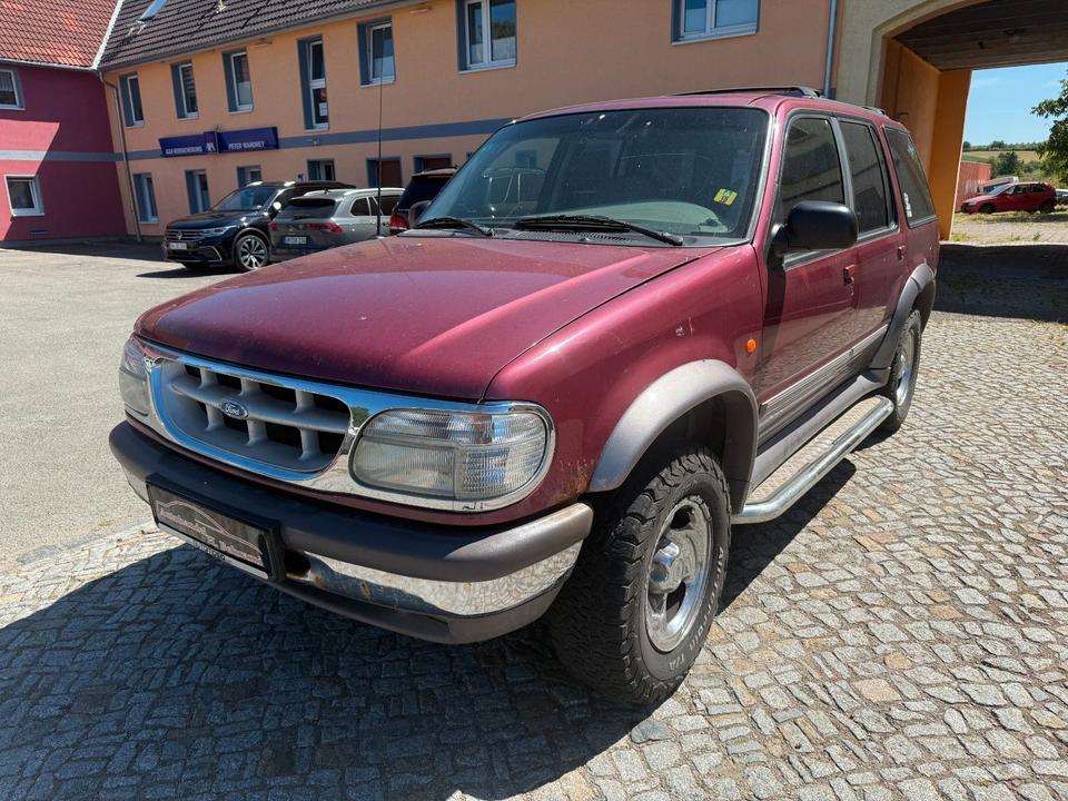 Ford Explorer 4.0 V6 4x4 Automatik Highclass Klima пробіг: 181500 рік: Oktober 1996 Benzin потужність:156 PS коробка: Automatik Januar 2026 ціна: 1550 - Фото 0