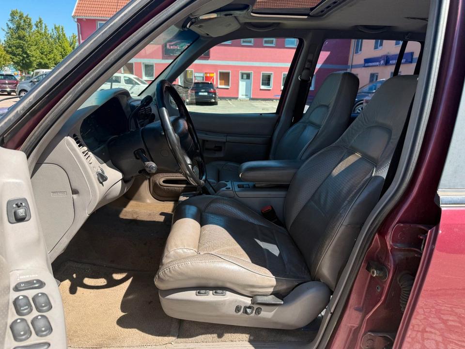 Ford Explorer 4.0 V6 4x4 Automatik Highclass Klima пробіг: 181500 рік: Oktober 1996 Benzin потужність:156 PS коробка: Automatik Januar 2026 ціна: 1550 - Фото 22