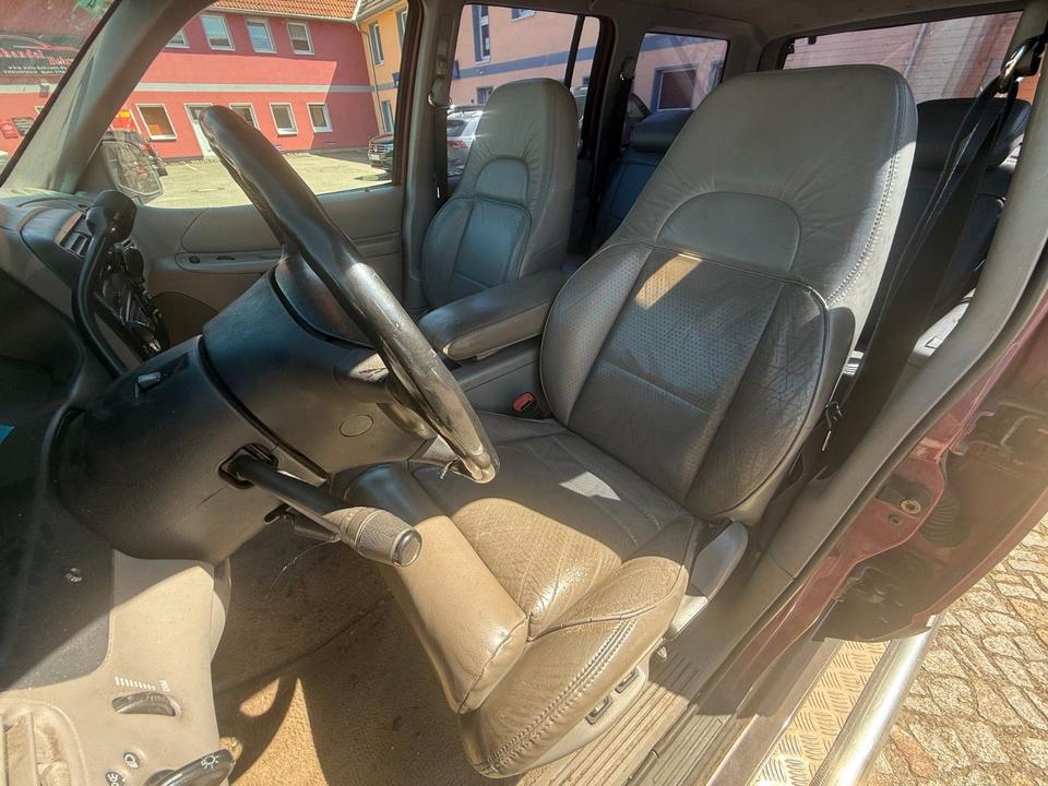 Ford Explorer 4.0 V6 4x4 Automatik Highclass Klima пробіг: 181500 рік: Oktober 1996 Benzin потужність:156 PS коробка: Automatik Januar 2026 ціна: 1550 - Фото 23