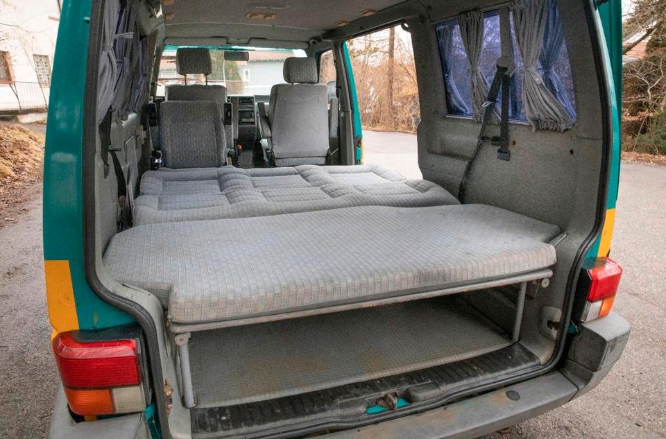 VW T4 Multivan пробіг: 293000 рік: Juni 1992 Diesel потужність:77 PS коробка: Manuell ціна: 2500 - Фото 12