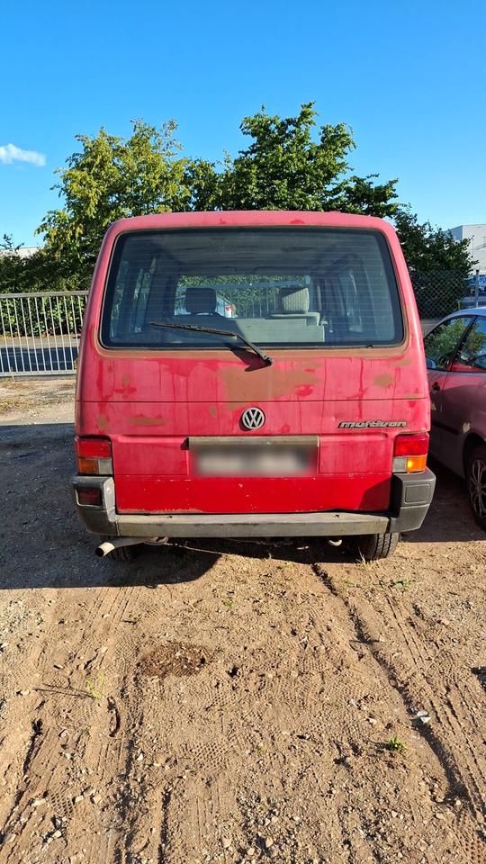 T4 multivan Vw пробіг: 500000 рік: Juni 1995 Diesel потужність:63 PS коробка: Manuell April 2026 ціна: 1150 - Фото 0