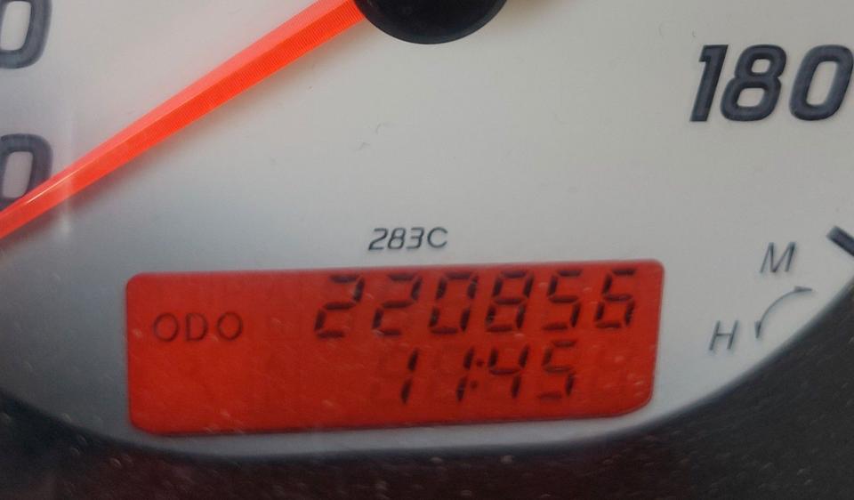 Nissan Navara NP300 Pick-up Double Cab 4X4 пробіг: 220000 рік: März 2009 Diesel потужність:133 PS коробка: Manuell ціна: 5500 - Фото 12