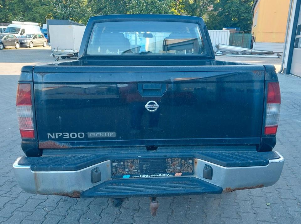 Nissan Navara NP300 Pick-up Double Cab 4X4 пробіг: 220000 рік: März 2009 Diesel потужність:133 PS коробка: Manuell ціна: 5500 - Фото 3