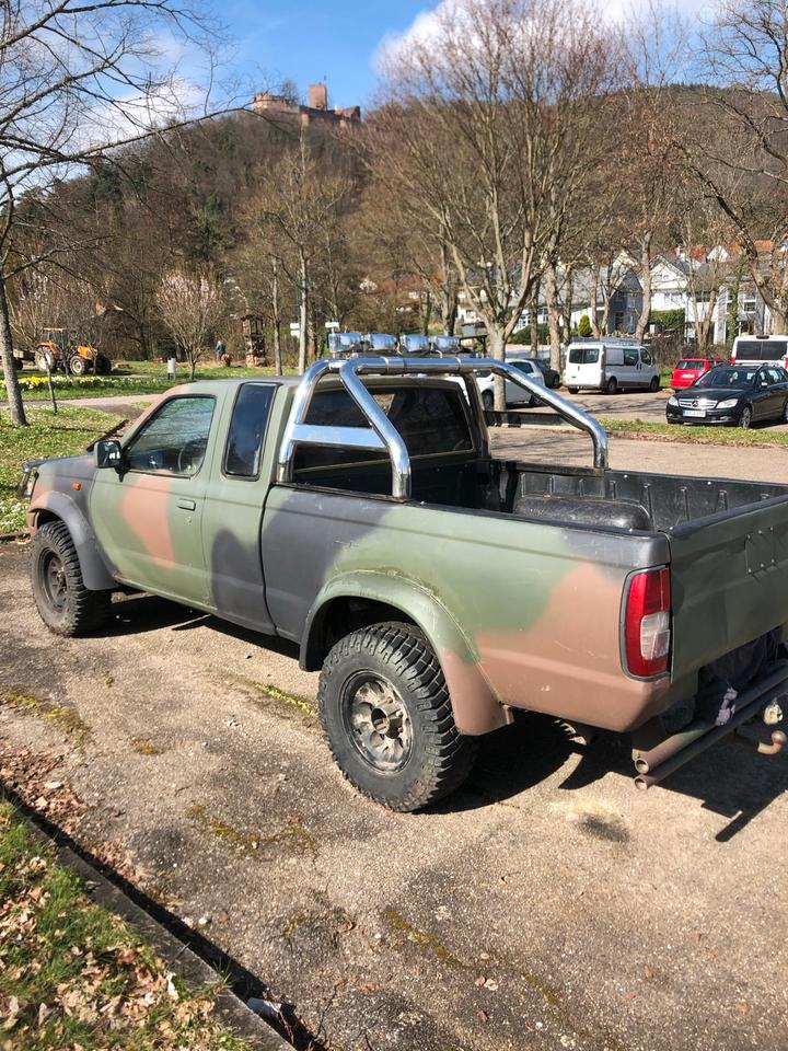Nissan D22 Pick Up  пробіг: 220000 рік: Juli 1998 Benzin потужність:120 PS ціна: 3000 - Фото 0