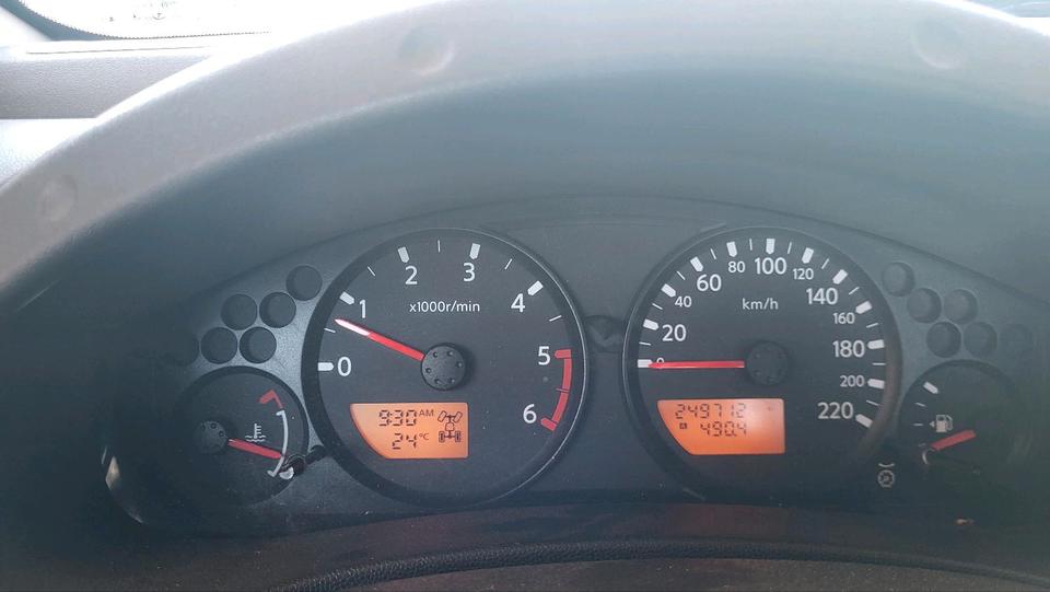 Nissan Navara 2.5 dCi 4x4 пробіг: 249712 рік: Juni 2007 Diesel потужність:170 PS коробка: Manuell ціна: 3950 - Фото 12