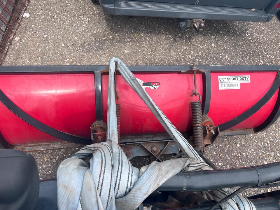 L200 Schneewagen Winterdienst пробіг: 230000 рік: März 1998 Diesel потужність:99 PS ціна: 2200 - Фото 2