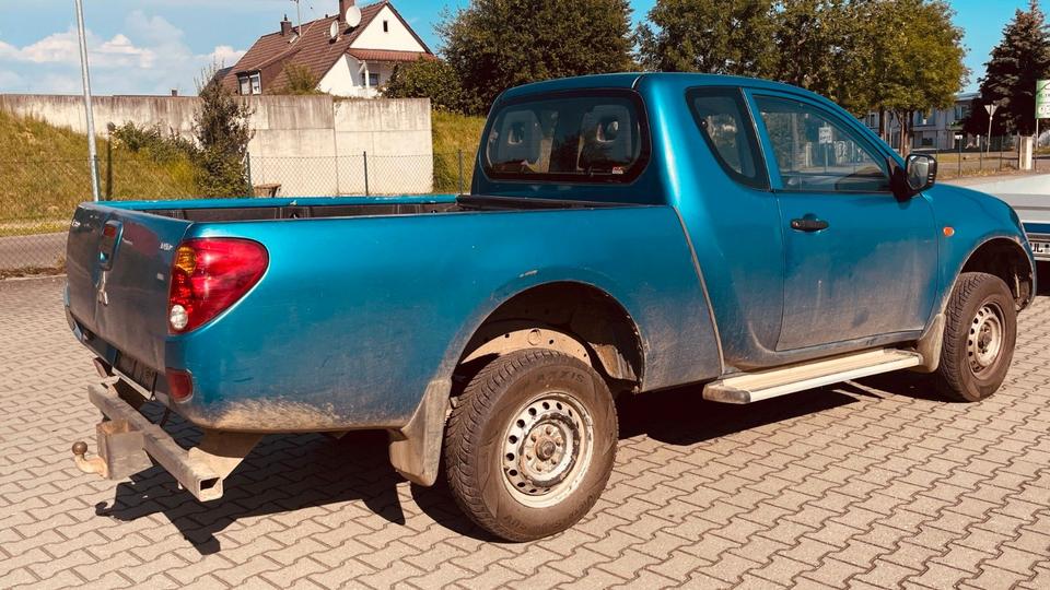 Mitsubishi L200 Allrad 4x4 Aпробіг: 214000 рік: Mai 2007 Diesel потужність:136 PS коробка: Manuell ціна: 3300 - Фото 2