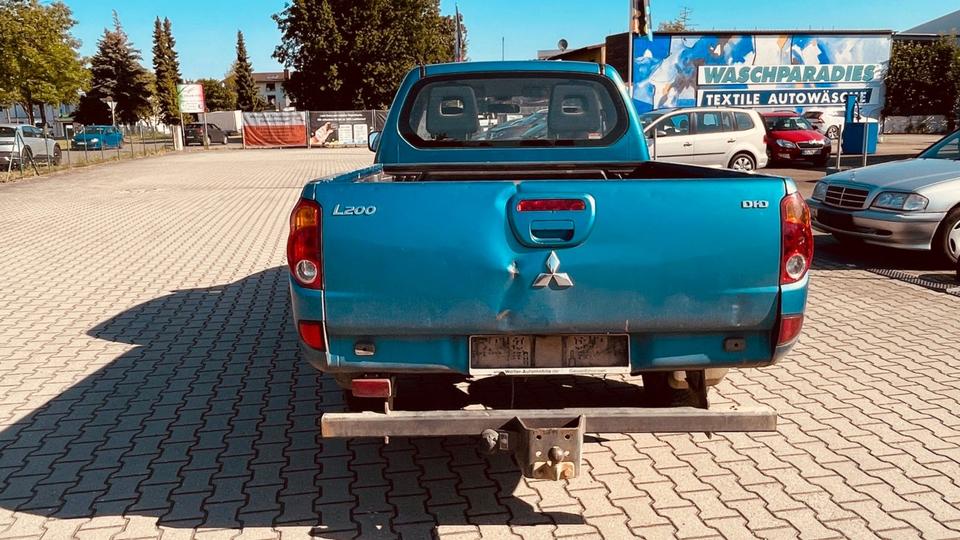 Mitsubishi L200 Allrad 4x4 Aпробіг: 214000 рік: Mai 2007 Diesel потужність:136 PS коробка: Manuell ціна: 3300 - Фото 3