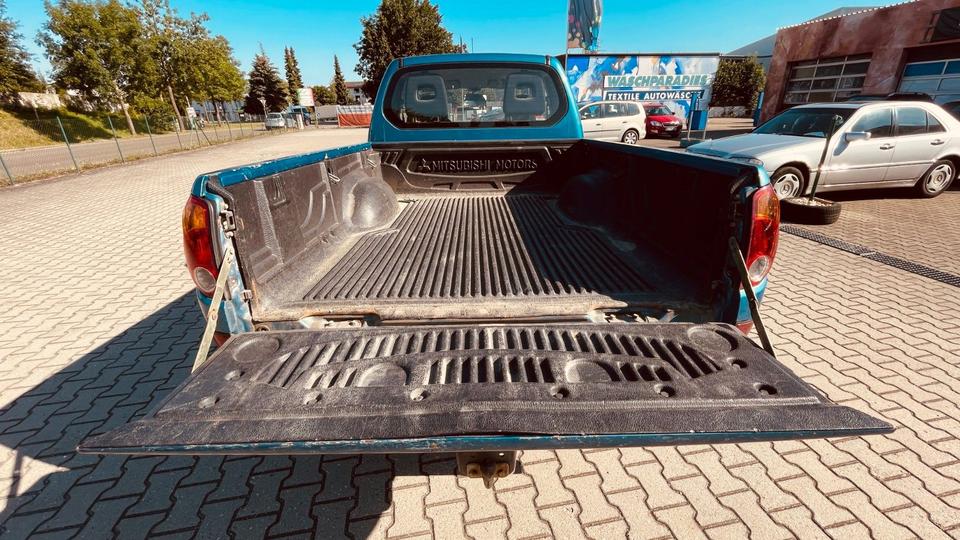 Mitsubishi L200 Allrad 4x4 Aпробіг: 214000 рік: Mai 2007 Diesel потужність:136 PS коробка: Manuell ціна: 3300 - Фото 4