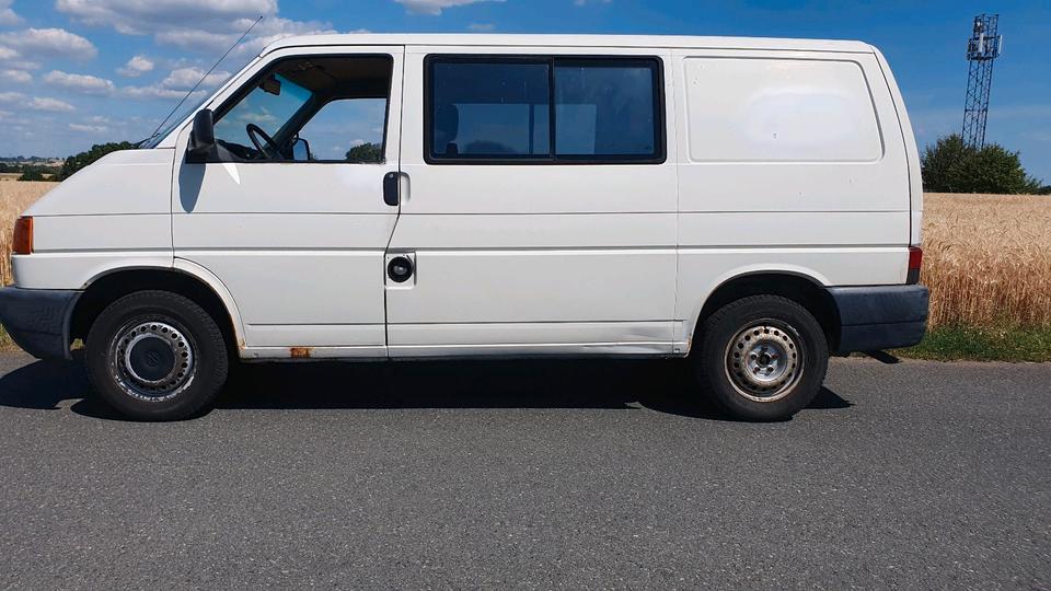 T4 Transporter AHK LKW 1.9 ABL Diesel Multivan пробіг: 564000 рік: Januar 1998 Diesel потужність:68 PS коробка: Manuell ціна: 1999 - Фото 4